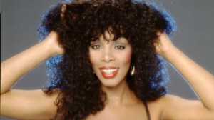 4 of the First Electronic Songs to Hit the Pop Charts in the 1970s