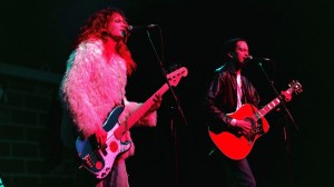 3 Hit Albums From the 1980s That Were Recorded in Unusual Locations