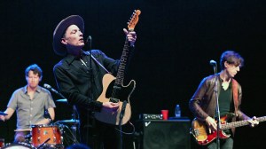 The Wallflowers Announce 30th Anniversary Tour for ‘Bringing Down The Horse’