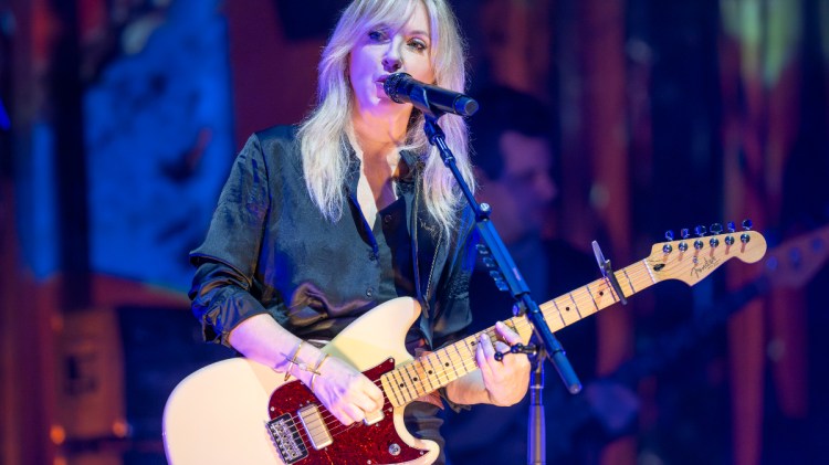 Sleater-Kinney and Liz Phair Announce Co-Headlining Tour