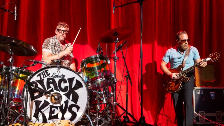 The Black Keys Set To Release Blues Classics Album ‘Peaches!’ Along With a World Tour
