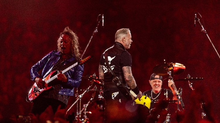 Metallica Breaks Attendance Record at Olympic Stadium in Athens, Greece on M72 World Tour