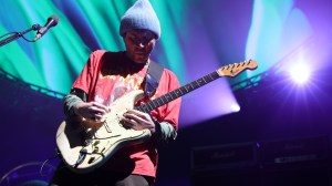 3 Red Hot Chili Peppers Classics That the Band Never Plays Live
