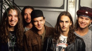 3 Alternative Rock Ballads That Every 90s Kid Will Never Forget