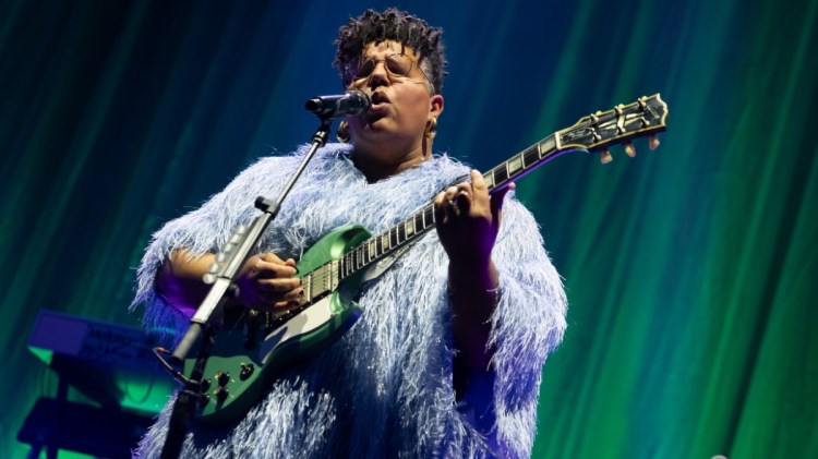 The Meaning Behind “I Feel Hope Coming” by Alabama Shakes and an Optimistic Protest Song for Modern Times