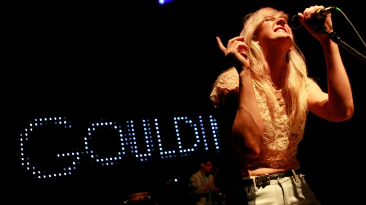 The Meaning Behind “Lights” by Ellie Goulding and Overcoming a Fear of the Dark