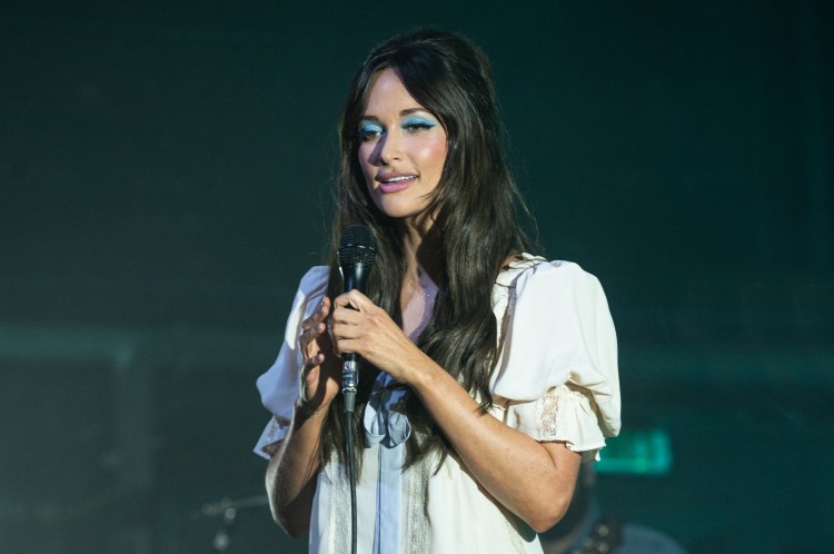 The Meaning Behind “Rainbow” by Kacey Musgraves and How a Personal Message Became a Universal Song of Endurance