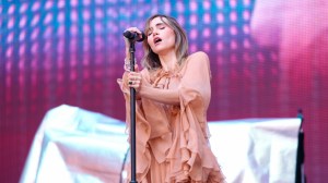 The Meaning Behind “Good Looking” by Suki Waterhouse and What the Viral Hit Reveals