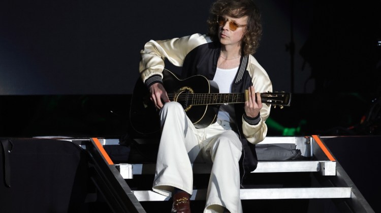 The Meaning Behind “Ride Lonesome” by Beck and Navigating Life’s Endless Detours