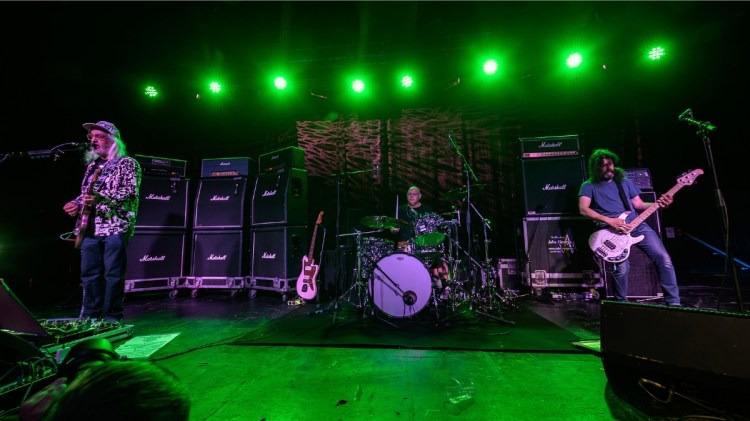 3 Fun Facts About Dinosaur Jr. To Celebrate the Band’s New Album, ‘There Near’