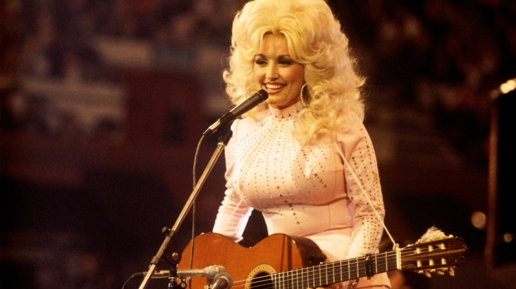 The Little-Known Person Behind “Jolene” by Dolly Parton
