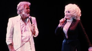 Kenny Rogers Almost Gave Up on “Islands In The Stream”, Then Dolly Parton Rescued the Hit Song