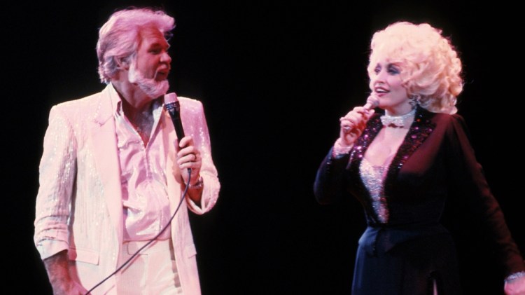 Kenny Rogers Almost Gave Up on “Islands In The Stream”, Then Dolly Parton Rescued the Hit Song