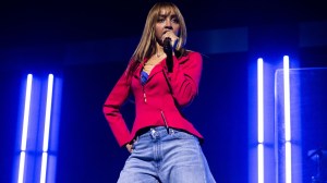 The Meaning Behind “Stateside” by PinkPantheress and Zara Larsson and How They Navigate Long-Distance Relationships