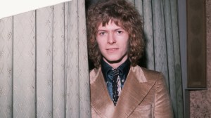 The Iconic David Bowie Song That Didn’t Become a Hit Until Another Artist Covered It
