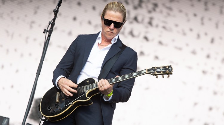 How Interpol Looks Inward on New Song “This Mirror Weighs A Ton”