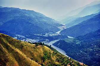 A valley in Kashmir<br>Photo: Nadeem Zulfiqar, Dreamstime