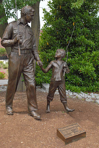 "Andy Taylor and Opie" carryin' fishin' poles<br>Photo: <a href="https://www.flickr.com/photos/51131148@N06/9170464551" target="_blank">Stacey Blanchard</a>, via Flickr, CC 2.0