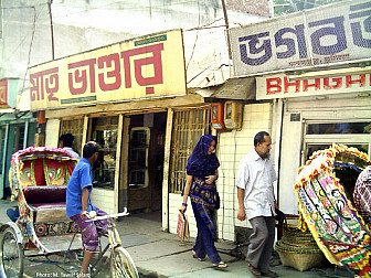 The Manoharpur area of Bangladesh<br>Photo: <a href="https://commons.wikimedia.org/wiki/File:Manoharpur_Sweetmeat_Hub.jpg">Mohammed Tawsif Salam</a>, <a href="https://creativecommons.org/licenses/by-sa/3.0">CC BY-SA 3.0</a>, via Wikimedia Commons