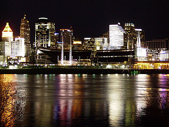 Cincinnati night skyline<br>Photo: Keith Lanser