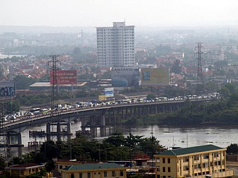 Saigon Bridge<br>Photo: <a href="https://commons.wikimedia.org/wiki/File:C%E1%BA%A7u_S%C3%A0i_G%C3%B2n.jpg">Matt Mordfin</a>, <a href="https://creativecommons.org/licenses/by/2.0">CC BY 2.0</a>, via Wikimedia Commons