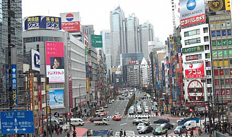 Tokyo street scene H Brothers Inc<br>(used with permission)