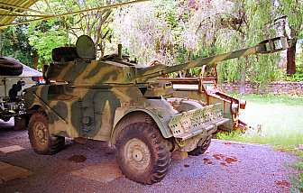 A tank in Zimbabwe<br>Photo: <a href="https://www.flickr.com/photos/46185203@N05/9688620042" target="_blank">Bob Adams</a>